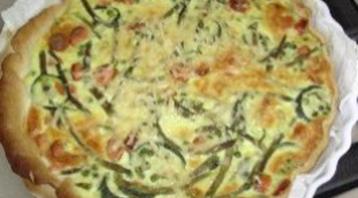 Photo recette Tarte aux légumes verts et knacks